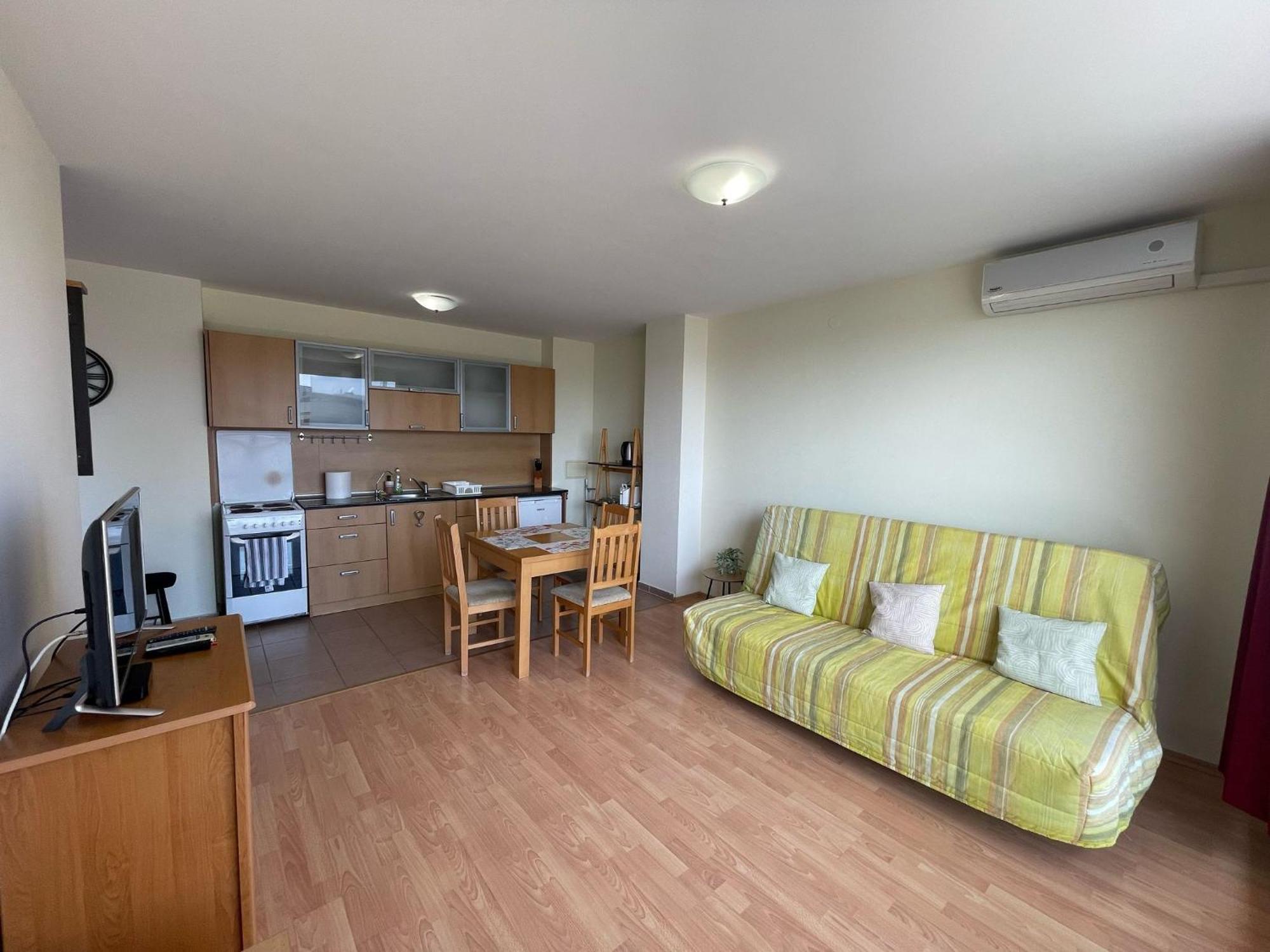 Nessebar Fort Club - Prestige Apartments Sunny Beach Room photo